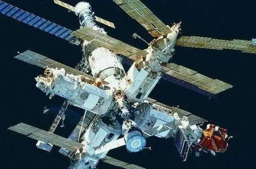 苍穹之约 从美苏太空争霸到全球合作，卫星定位技术如何重塑人类生活